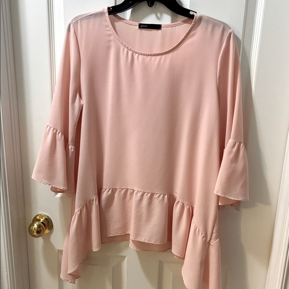 Gibson Women's Soft Pink Flounce Blouse